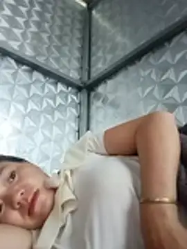 Snapshot of lya_sexyy chatting on 06-30-26, 02:33 lya sexyy online show from 06-30-26, 02:33