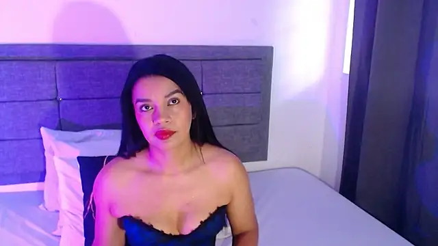 Emily milfF online show from 07-14-26, 11:49
