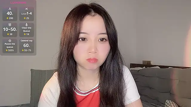 Snapshot of 77-Vicky chatting on 06-18-26, 11:48 77-Vicky online show from 06-18-26, 11:48