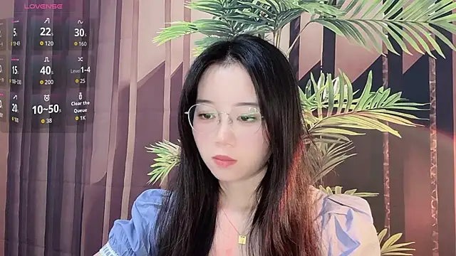 Snapshot of 77-Vicky chatting on 05-31-26, 06:08 77-Vicky online show from 05-31-26, 06:08