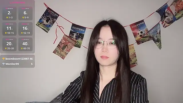 Snapshot of 77-Vicky chatting on 06-29-26, 08:21 77-Vicky online show from 06-29-26, 08:21