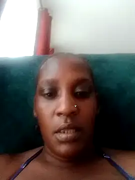 Snapshot of Queeny12 chatting on 07-24-26, 11:17 Queeny12 online show from 07-24-26, 11:17