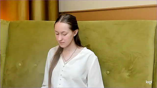 Snapshot of Calista_Everleig chatting on 06-04-26, 10:20 Calista Everleig online show from 06-04-26, 10:20