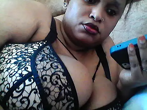 Pretty sandrah online show from 05-21-26, 12:24