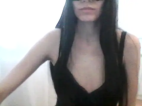 Snapshot of AliceBird chatting on 05-23-26, 03:33 AliceBird online show from 05-23-26, 03:33