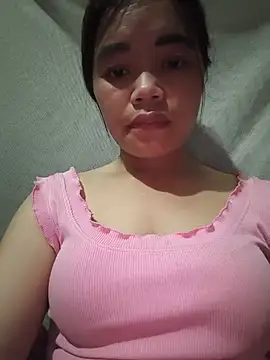Snapshot of Emma-sin chatting on 07-14-26, 10:54 Emma-sin online show from 07-14-26, 10:54