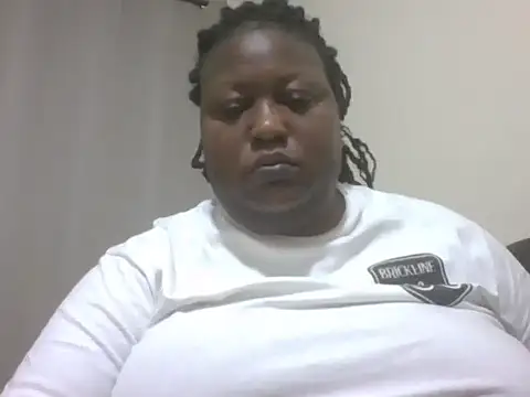 Snapshot of fat_ebonyqueen chatting on 06-08-26, 07:58 fat ebonyqueen online show from 06-08-26, 07:58