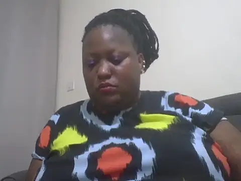 Snapshot of fat_ebonyqueen chatting on 06-17-26, 11:25 fat ebonyqueen online show from 06-17-26, 11:25