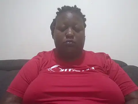 Snapshot of fat_ebonyqueen chatting on 06-02-26, 02:39 fat ebonyqueen online show from 06-02-26, 02:39