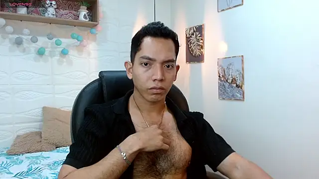 Snapshot of paul_cros chatting on 06-19-26, 11:27 paul cros online show from 06-19-26, 11:27