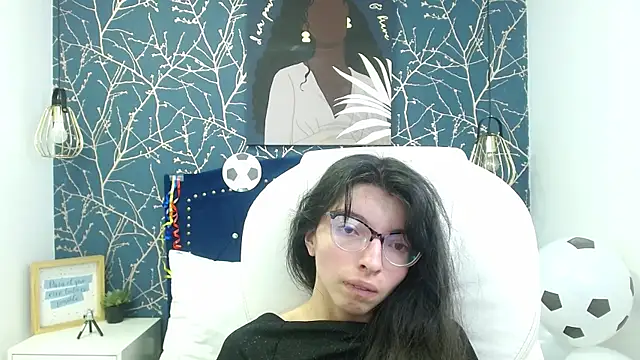 Snapshot of Allyshon_ chatting on 06-11-26, 08:06 Allyshon online show from 06-11-26, 08:06