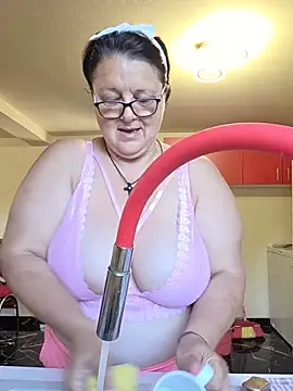 Diana Diafan online show from 06-15-26, 06:02