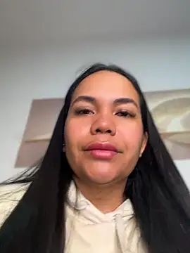 Snapshot of NoahJade chatting on 07-14-26, 10:21 NoahJade online show from 07-14-26, 10:21