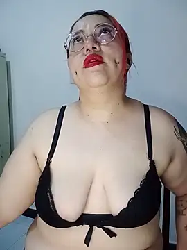 bruja sscarlata online show from 06-06-26, 02:28