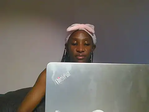 Snapshot of Hornycammy23 chatting on 06-25-26, 07:46 Hornycammy23 online show from 06-25-26, 07:46