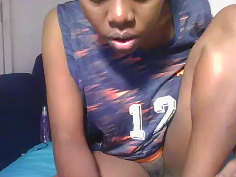 Snapshot of preety_ebony23 chatting on 07-06-26, 10:01 preety ebony23 online show from 07-06-26, 10:01