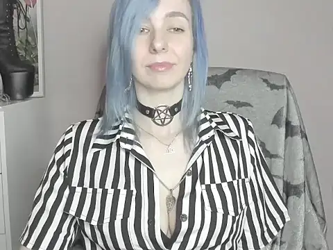 velvetanne online show from 07-17-26, 06:54
