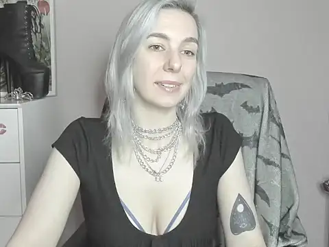 velvetanne online show from 07-24-26, 06:42