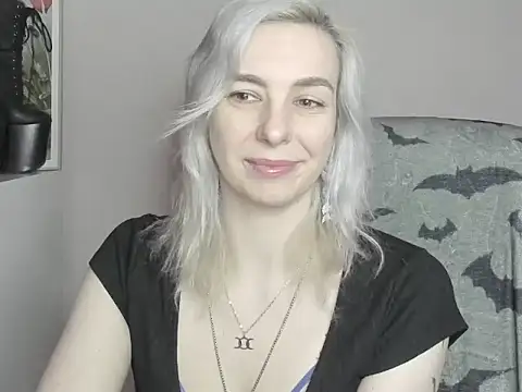 velvetanne online show from 07-13-26, 06:35