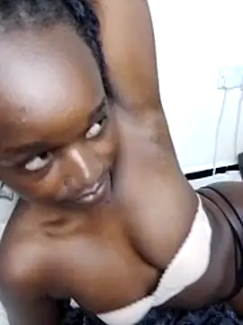 Snapshot of Ebonybliss_ chatting on 06-25-26, 09:20 Ebonybliss online show from 06-25-26, 09:20