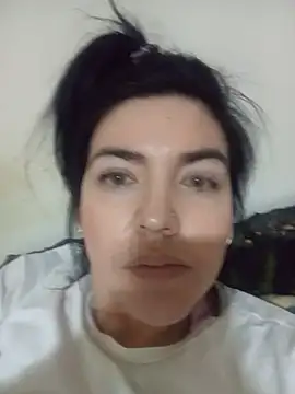Snapshot of dhanya_moon chatting on 05-28-26, 12:07 dhanya moon online show from 05-28-26, 12:07
