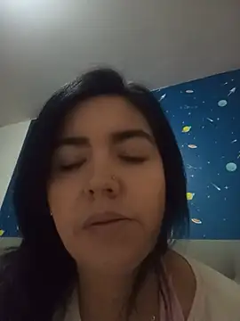 Snapshot of dhanya_moon chatting on 05-27-26, 01:57 dhanya moon online show from 05-27-26, 01:57