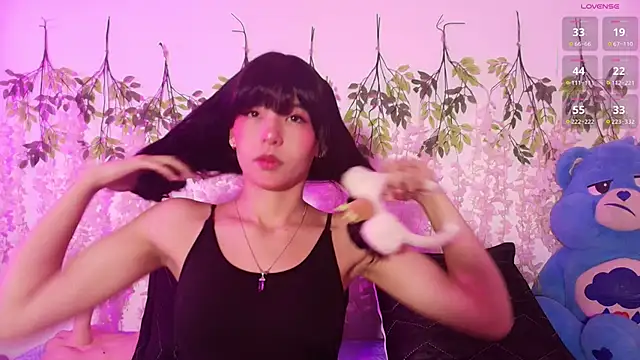 nathalya summer  online show from 06-15-26, 01:39