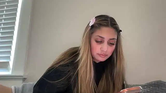 Badbihdani18 online show from 06-06-26, 02:06