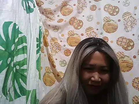 Snapshot of cute_pinayxx17 chatting on 06-19-26, 12:16 cute pinayxx17 online show from 06-19-26, 12:16