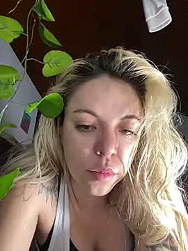 Snapshot of Natashabennett chatting on 05-19-26, 03:24 Natashabennett online show from 05-19-26, 03:24