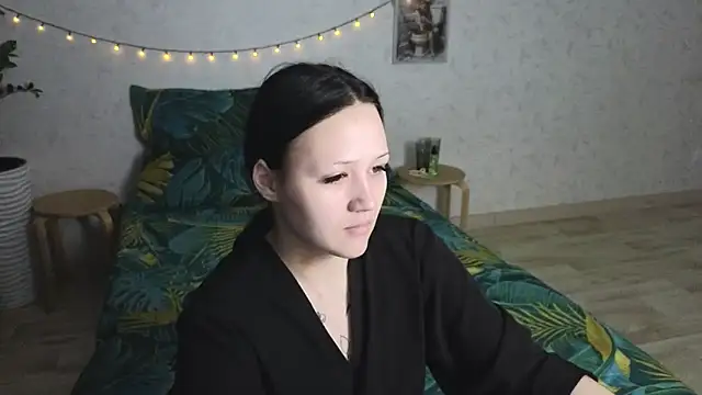 Snapshot of Tori_cute chatting on 06-22-26, 02:39 Tori cute online show from 06-22-26, 02:39