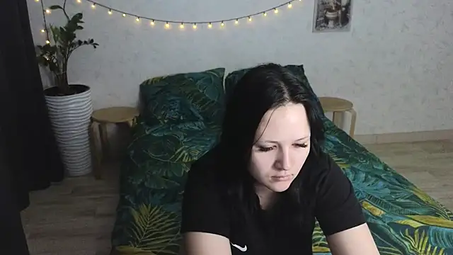 Snapshot of Tori_cute chatting on 06-21-26, 02:39 Tori cute online show from 06-21-26, 02:39