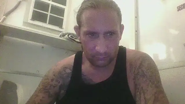 Snapshot of brazybooty92 chatting on 06-17-26, 10:25 brazybooty92 online show from 06-17-26, 10:25