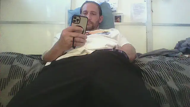 Snapshot of brazybooty92 chatting on 06-30-26, 09:37 brazybooty92 online show from 06-30-26, 09:37