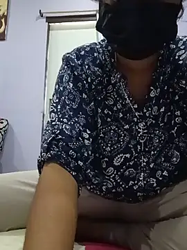Snapshot of vincehoney16 chatting on 05-29-26, 02:28 vincehoney16 online show from 05-29-26, 02:28