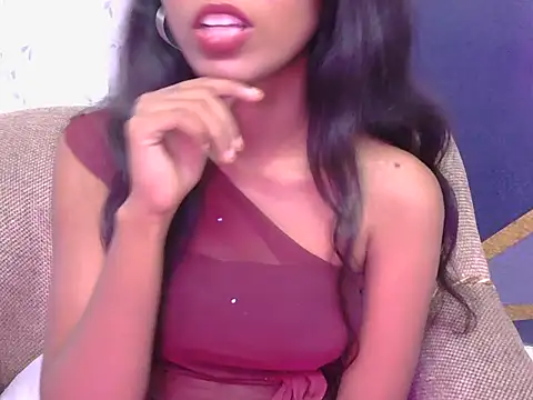 Snapshot of iliyana-20 chatting on 06-09-26, 04:19 iliyana-20 online show from 06-09-26, 04:19