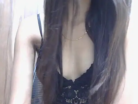 Snapshot of Kirra_67 chatting on 07-13-26, 11:59 Kirra 67 online show from 07-13-26, 11:59