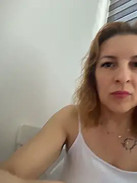 Hot-Milf4U online show from 06-19-26, 06:41