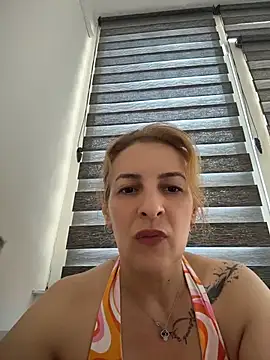 Hot-Milf4U online show from 07-14-26, 02:56