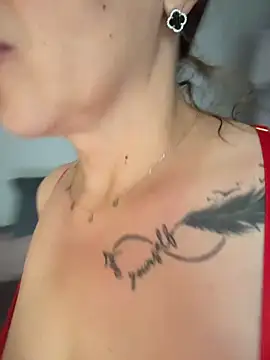 Hot-Milf4U online show from 05-31-26, 05:57