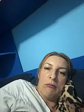 Hot-Milf4U online show from 06-11-26, 07:00
