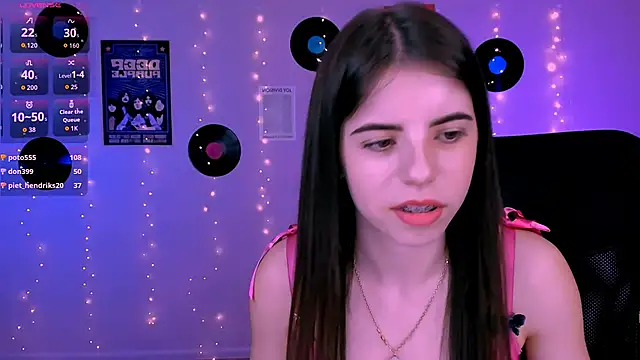 lyra desire online show from 05-28-26, 10:43
