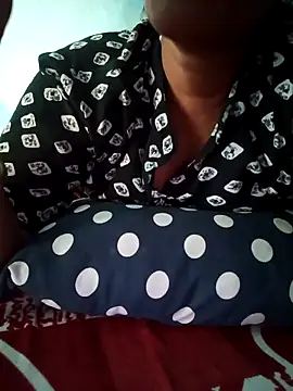 Snapshot of ritu4 chatting on 05-25-26, 07:51 ritu4 online show from 05-25-26, 07:51