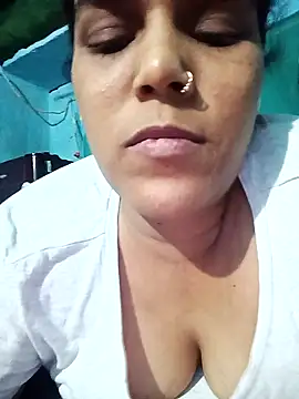 Snapshot of ritu4 chatting on 05-27-26, 07:21 ritu4 online show from 05-27-26, 07:21