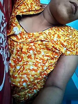 Snapshot of ritu4 chatting on 05-28-26, 07:27 ritu4 online show from 05-28-26, 07:27