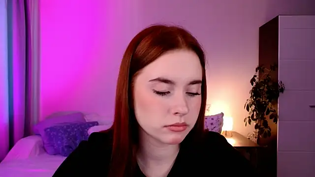 Snapshot of Lilit_Dream chatting on 07-22-26, 04:25 Lilit Dream online show from 07-22-26, 04:25
