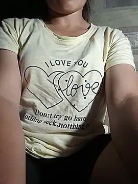 Snapshot of Natali-e chatting on 06-21-26, 03:40 Natali-e online show from 06-21-26, 03:40