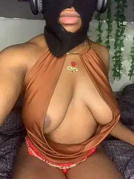 Snapshot of Blackghana2 chatting on 07-14-26, 02:27 Blackghana2 online show from 07-14-26, 02:27