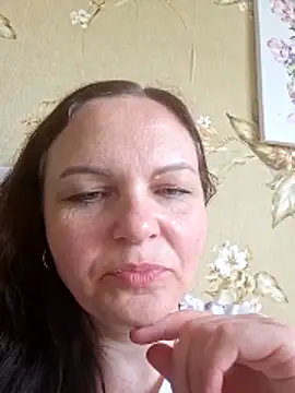Snapshot of Meri_a chatting on 05-23-26, 01:21 Meri a online show from 05-23-26, 01:21