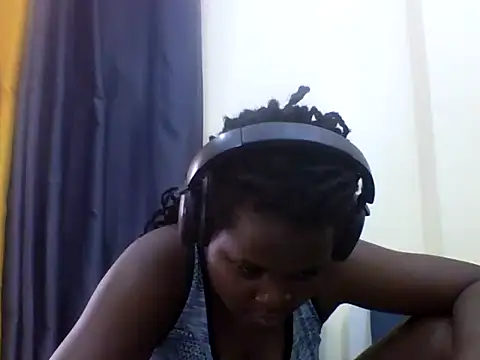 Snapshot of ladar chatting on 06-03-26, 10:16 ladar online show from 06-03-26, 10:16